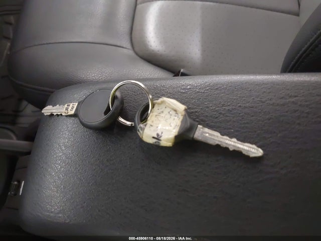 45906110 :رقم المزاد ، 1C3EL75R55N640121 vin ، 2005 Chrysler Sebring Gtc مزاد بيع