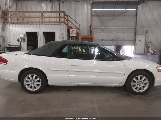 45906110 :رقم المزاد ، 1C3EL75R55N640121 vin ، 2005 Chrysler Sebring Gtc مزاد بيع