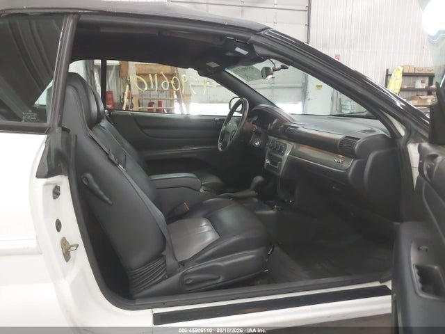 45906110 :رقم المزاد ، 1C3EL75R55N640121 vin ، 2005 Chrysler Sebring Gtc مزاد بيع