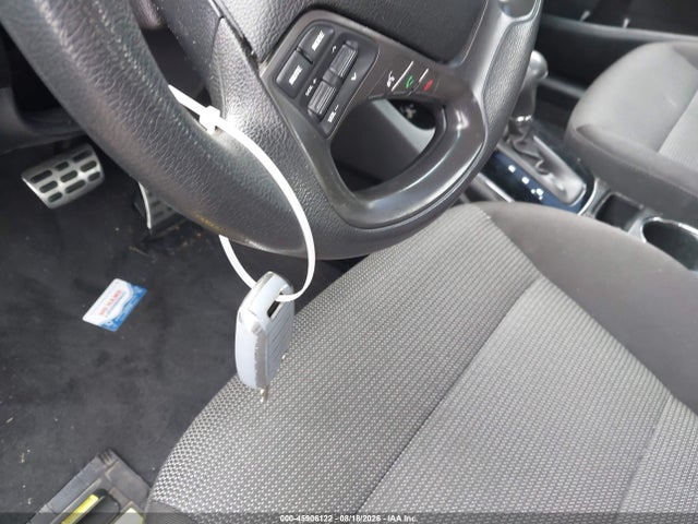 45906122 :رقم المزاد ، 3KPFK4A76JE222638 vin ، 2018 Kia Forte Lx مزاد بيع