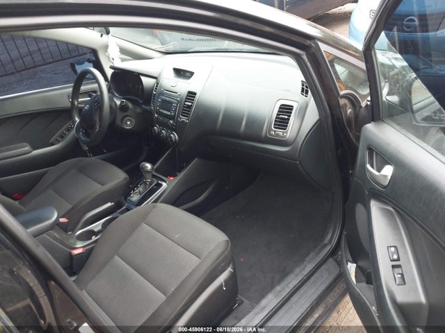 45906122 :رقم المزاد ، 3KPFK4A76JE222638 vin ، 2018 Kia Forte Lx مزاد بيع