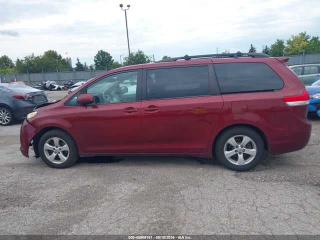 Aukcja sprzedaży 2014 Toyota Sienna Le V6 8 Passenger, vin: 5TDKK3DCXES468475, numer aukcji: 45906161