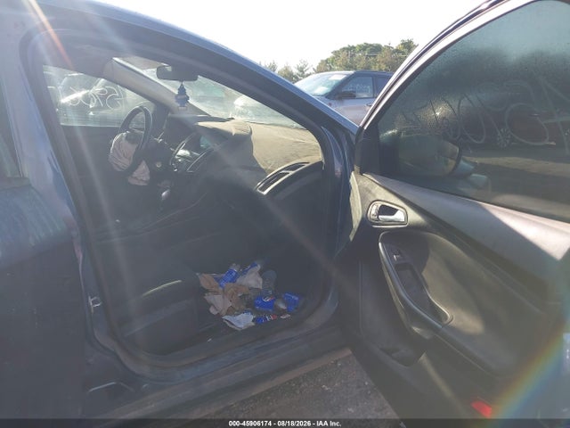 45906174 :رقم المزاد ، 1FADP3H29JL221493 vin ، 2018 Ford Focus Sel مزاد بيع
