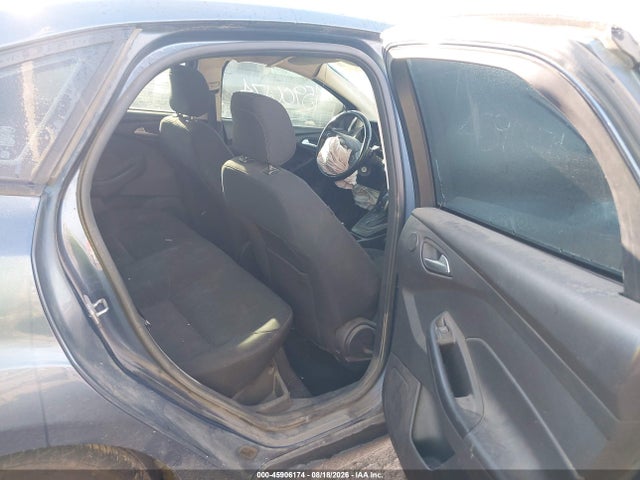 45906174 :رقم المزاد ، 1FADP3H29JL221493 vin ، 2018 Ford Focus Sel مزاد بيع