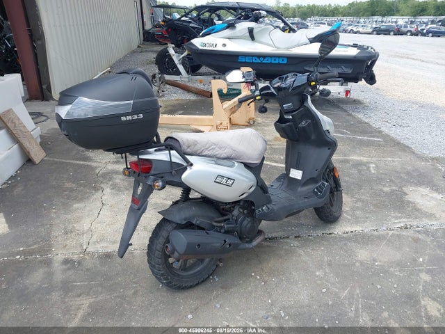 Genuine Scooter Co. Roughhouse 50 2022 RFVPMP205N1022799 Image 4