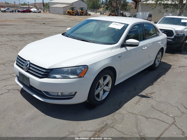 2015 Volkswagen Passat 1.8t Limited Edition მანქანა იყიდება აუქციონზე, vin: 1VWAT7A36FC109676, აუქციონის ნომერი: 45906247
