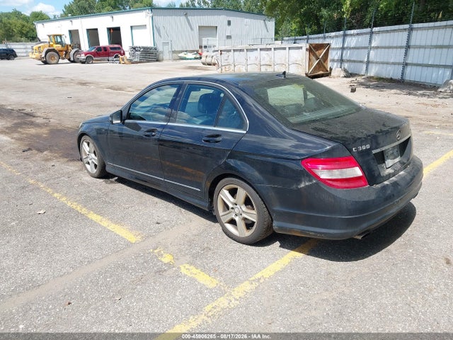 45906265 :رقم المزاد ، WDDGF8BB8AF474860 vin ، 2010 Mercedes-benz C 300 Luxury 4matic/sport 4matic مزاد بيع