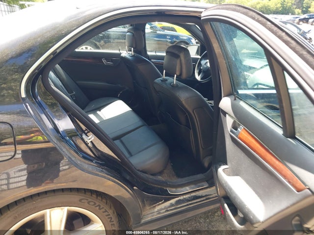 45906265 :رقم المزاد ، WDDGF8BB8AF474860 vin ، 2010 Mercedes-benz C 300 Luxury 4matic/sport 4matic مزاد بيع
