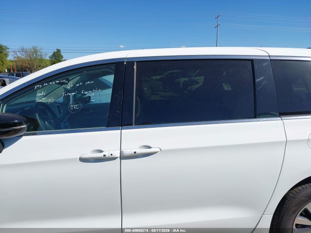 Продажа на аукционе авто 2024 Chrysler Pacifica Hybrid Select, vin: 2C4RC1S76RR127224, номер лота: 45906274