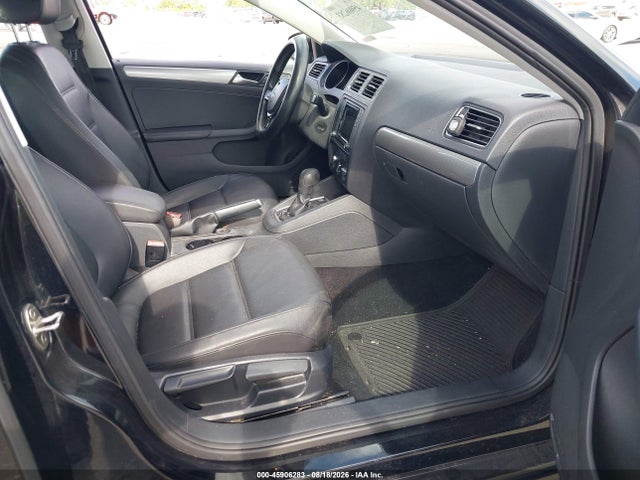 Продажа на аукционе авто 2017 Volkswagen Jetta 1.4t Se, vin: 3VWDB7AJ5HM270763, номер лота: 45906283