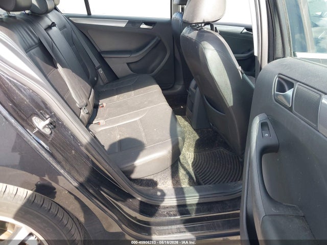 Продажа на аукционе авто 2017 Volkswagen Jetta 1.4t Se, vin: 3VWDB7AJ5HM270763, номер лота: 45906283
