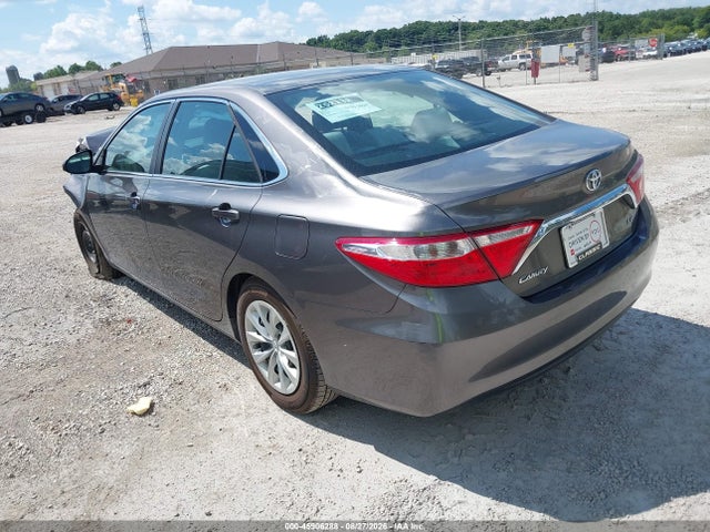 Продаж на аукціоні авто 2017 Toyota Camry Le, vin: 4T1BF1FK0HU428012, номер лоту: 45906288