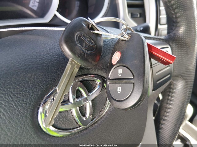 Продажа на аукционе авто 2013 Toyota Tacoma Prerunner V6, vin: 5TFKU4HN8DX004041, номер лота: 45906300