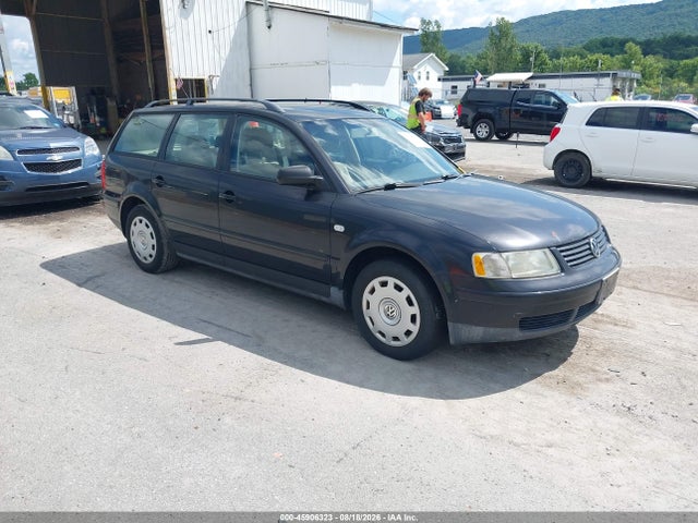2001 Volkswagen Passat Gls მანქანა იყიდება აუქციონზე, vin: WVWHC63B81E031169, აუქციონის ნომერი: 45906323