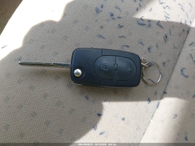 45906323 :رقم المزاد ، WVWHC63B81E031169 vin ، 2001 Volkswagen Passat Gls مزاد بيع
