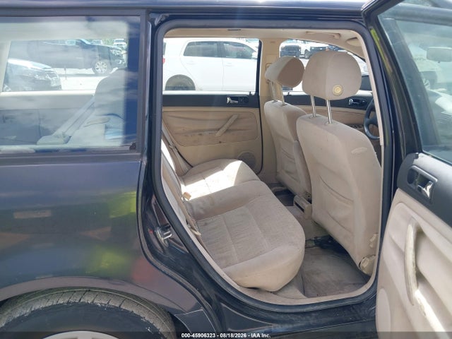45906323 :رقم المزاد ، WVWHC63B81E031169 vin ، 2001 Volkswagen Passat Gls مزاد بيع