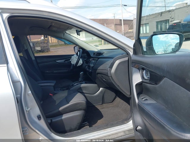 Auction sale of the 2017 Nissan Rogue Sv, vin: JN8AT2MV5HW284994, lot number: 45906533