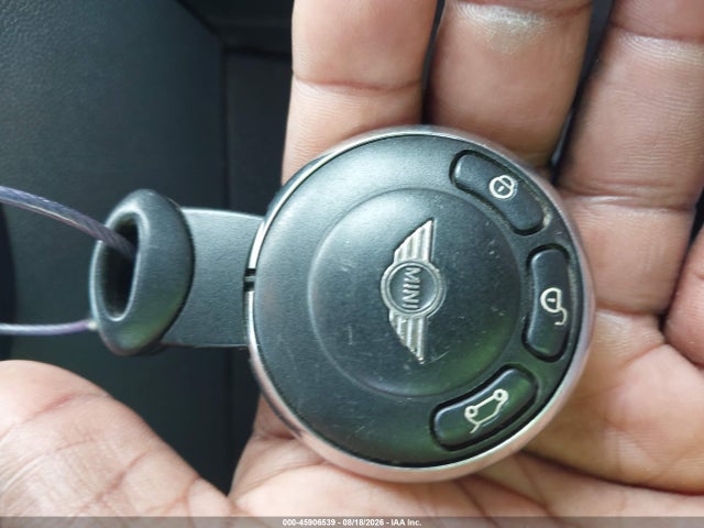 Продаж на аукціоні авто 2010 Mini Cooper S, vin: WMWMS3C50ATY50860, номер лоту: 45906539