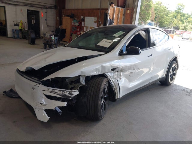 Tesla Model Y Performance All-wheel Drive 2026 7SAYGDET6TA618597 Image 6