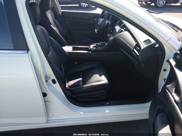 Продаж на аукціоні авто 2019 Honda Insight Touring, vin: 19XZE4F9XKE020109, номер лоту: 45906620