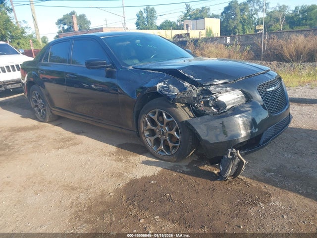 45906645 :رقم المزاد ، 2C3CCAGG6FH792919 vin ، 2015 Chrysler 300 S مزاد بيع