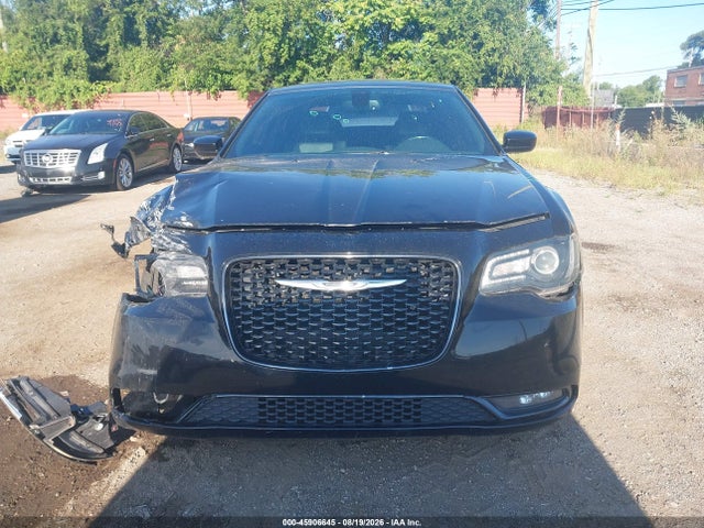 45906645 :رقم المزاد ، 2C3CCAGG6FH792919 vin ، 2015 Chrysler 300 S مزاد بيع