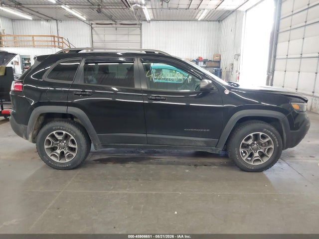 2020 Jeep Cherokee Trailhawk 4x4 მანქანა იყიდება აუქციონზე, vin: 1C4PJMBX2LD636641, აუქციონის ნომერი: 45906651