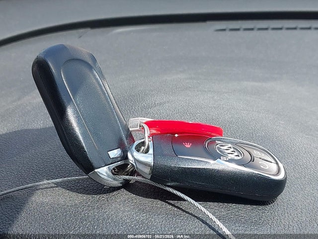 45906702 :رقم المزاد ، KL4CJ1SB9JB617296 vin ، 2018 Buick Encore Sport Touring مزاد بيع