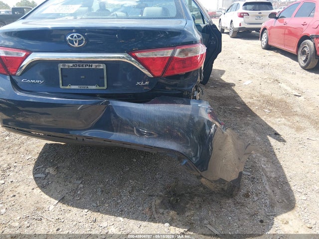 45906707 :رقم المزاد ، 4T1BF1FK7HU644407 vin ، 2017 Toyota Camry Xle مزاد بيع