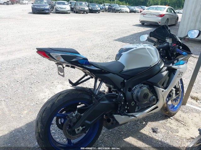 Suzuki GSX-R600 2026 JS1GN7FA7T7100613 Image 12