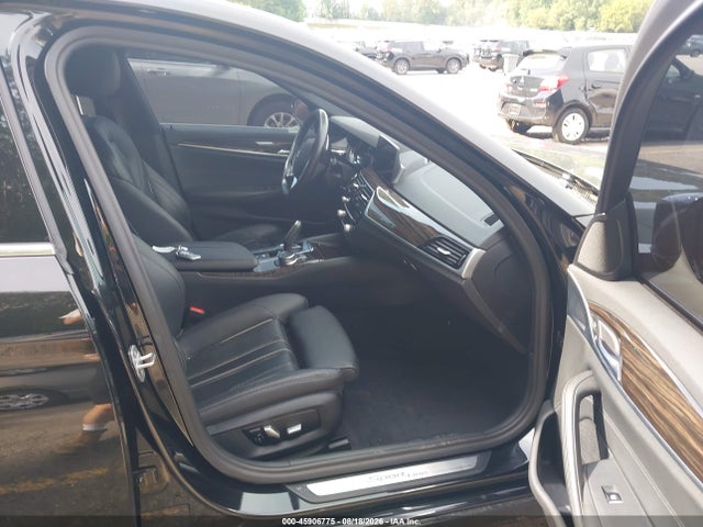 Продаж на аукціоні авто 2019 Bmw 5 Series 530i Xdrive, vin: WBAJA7C51KWW38062, номер лоту: 45906775