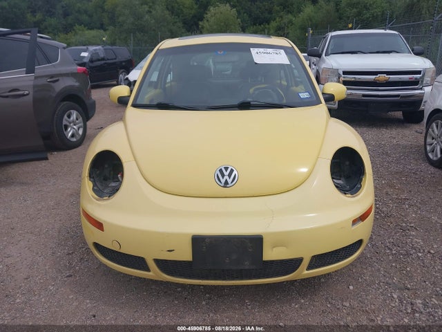 45906785 :رقم المزاد ، 3VWRW31C49M500900 vin ، 2009 Volkswagen New Beetle 2.5l مزاد بيع