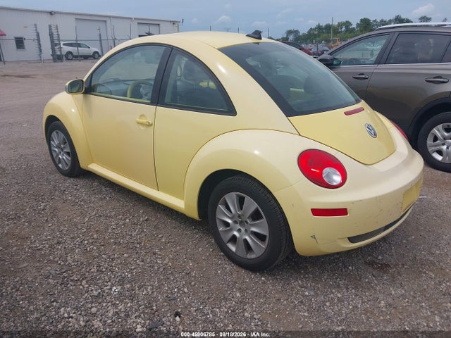 45906785 :رقم المزاد ، 3VWRW31C49M500900 vin ، 2009 Volkswagen New Beetle 2.5l مزاد بيع