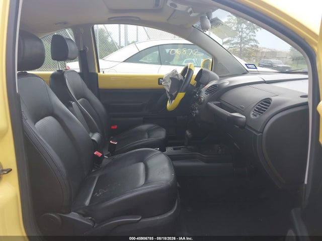 45906785 :رقم المزاد ، 3VWRW31C49M500900 vin ، 2009 Volkswagen New Beetle 2.5l مزاد بيع