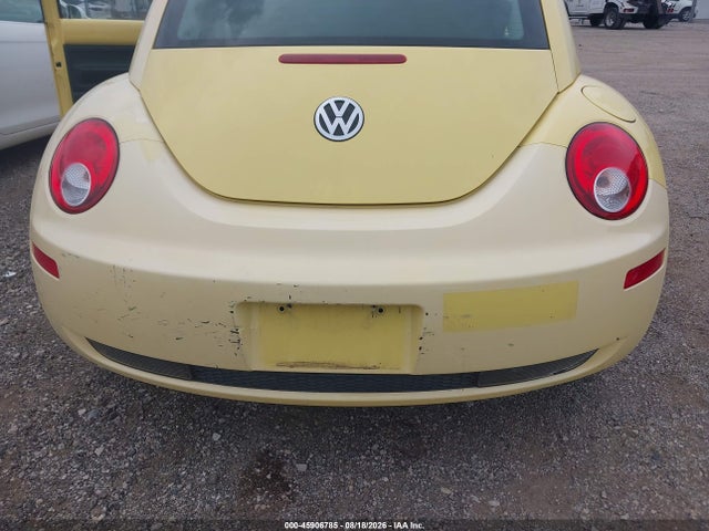 45906785 :رقم المزاد ، 3VWRW31C49M500900 vin ، 2009 Volkswagen New Beetle 2.5l مزاد بيع