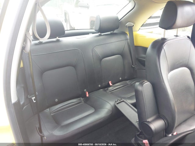 45906785 :رقم المزاد ، 3VWRW31C49M500900 vin ، 2009 Volkswagen New Beetle 2.5l مزاد بيع