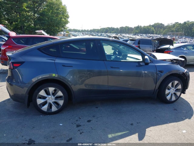 Продаж на аукціоні авто 2022 Tesla Model Y Long Range Dual Motor All-wheel Drive, vin: 7SAYGDEE8NF354029, номер лоту: 45906787