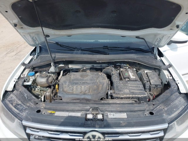 45906806 :رقم المزاد ، 3VV2B7AX4JM164861 vin ، 2018 Volkswagen Tiguan 2.0t Se/2.0t Sel مزاد بيع