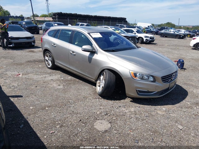 Продажа на аукционе авто 2015 Volvo V60 T5 Premier, vin: YV140MEK9F1265368, номер лота: 45906816