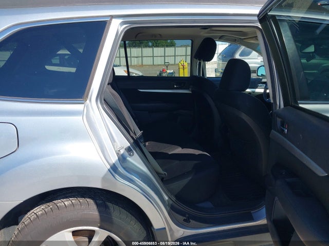 45906853 :رقم المزاد ، 4S4BRCGC7D3261934 vin ، 2013 Subaru Outback 2.5i Premium مزاد بيع