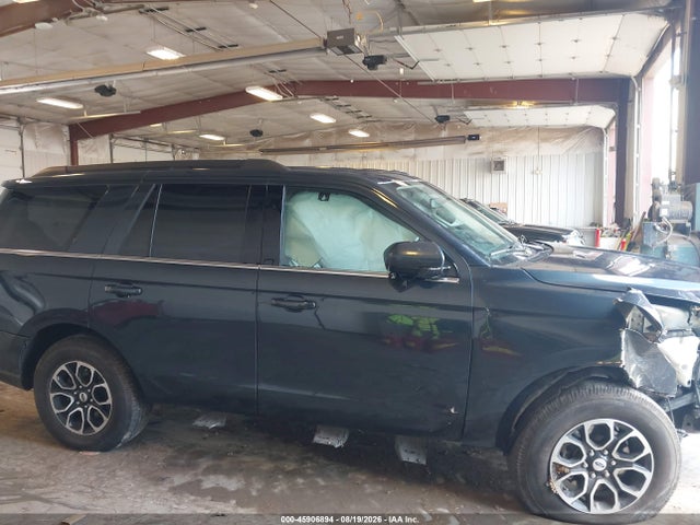 2023 Ford Expedition Xlt მანქანა იყიდება აუქციონზე, vin: 1FMJU1J82PEA35005, აუქციონის ნომერი: 45906894