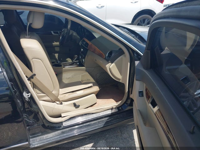 Продажа на аукционе авто 2014 Mercedes-benz C 250 Sport, vin: WDDGF4HBXEG218591, номер лота: 45906904