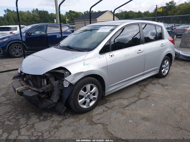 2010 Nissan Versa 1.8sl მანქანა იყიდება აუქციონზე, vin: 3N1BC1CP2AL408103, აუქციონის ნომერი: 45906954