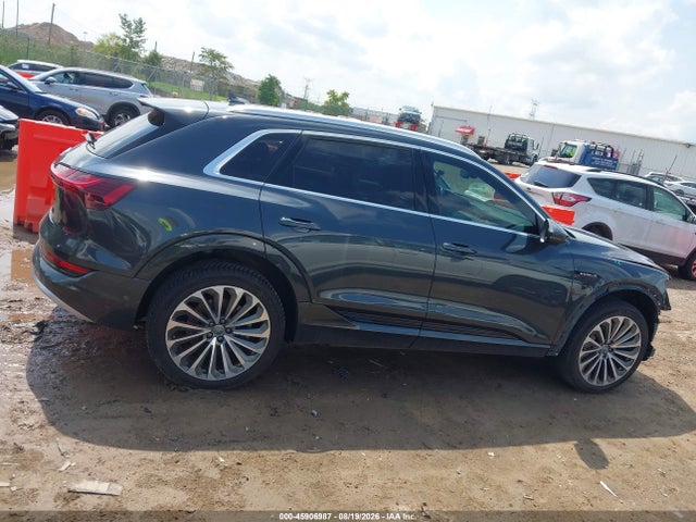 Audi E-tron Premium Plus 2019 WA1VAAGE5KB024967 Image 14
