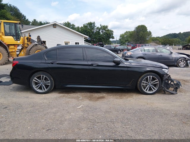 Продаж на аукціоні авто 2019 Bmw 750i Xdrive, vin: WBA7F2C59KB239860, номер лоту: 45907011