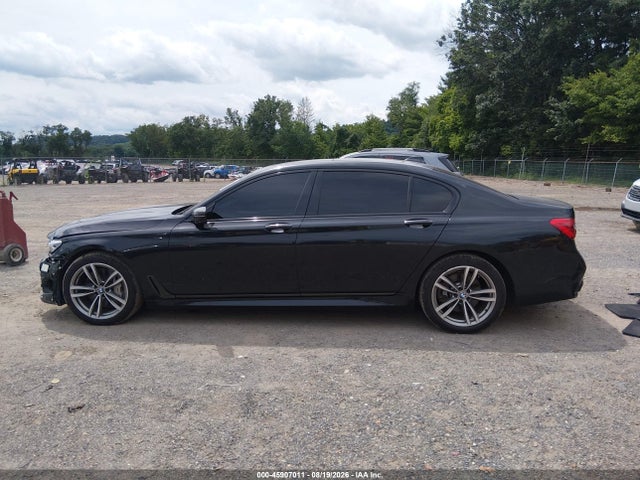 Продаж на аукціоні авто 2019 Bmw 750i Xdrive, vin: WBA7F2C59KB239860, номер лоту: 45907011