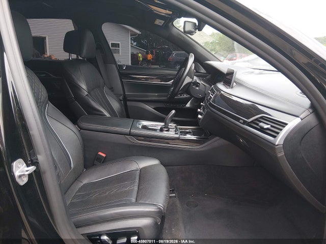 Продаж на аукціоні авто 2019 Bmw 750i Xdrive, vin: WBA7F2C59KB239860, номер лоту: 45907011