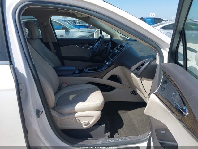 Продаж на аукціоні авто 2019 Lincoln Nautilus Reserve, vin: 2LMPJ6LP7KBL22059, номер лоту: 45907015