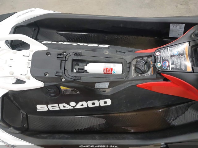 Продажа на аукционе авто 2025 Sea Doo Spark Trixx 3up, vin: YDV39792B525, номер лота: 45907070