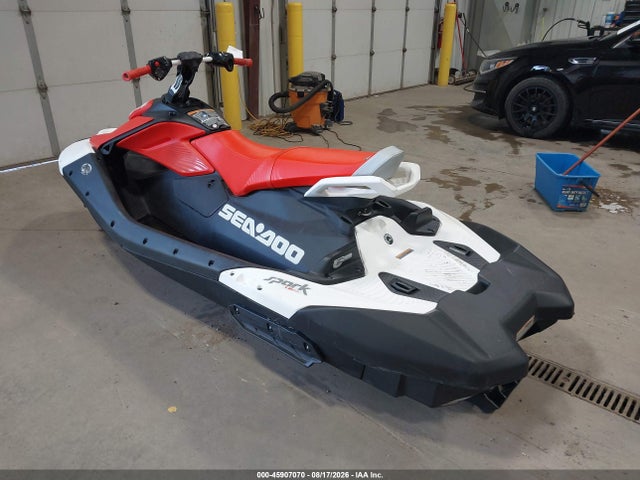Продажа на аукционе авто 2025 Sea Doo Spark Trixx 3up, vin: YDV39792B525, номер лота: 45907070